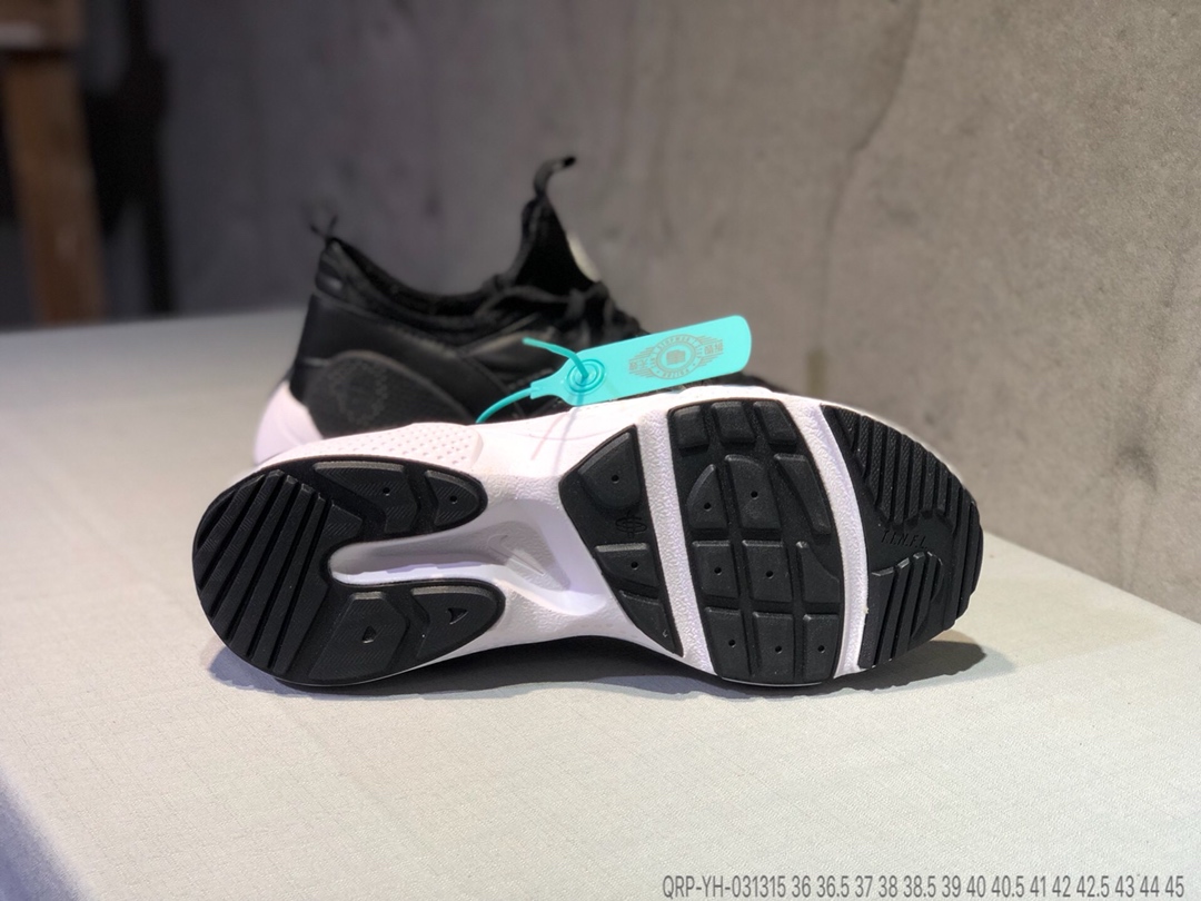 Nike Huarache E.D.G.E TXT QS 新款华莱士7代QRP-YH-031315 尺码：36 36.5 37 38 38.5 39 40 40.5 41 42 42.5 43 44 45