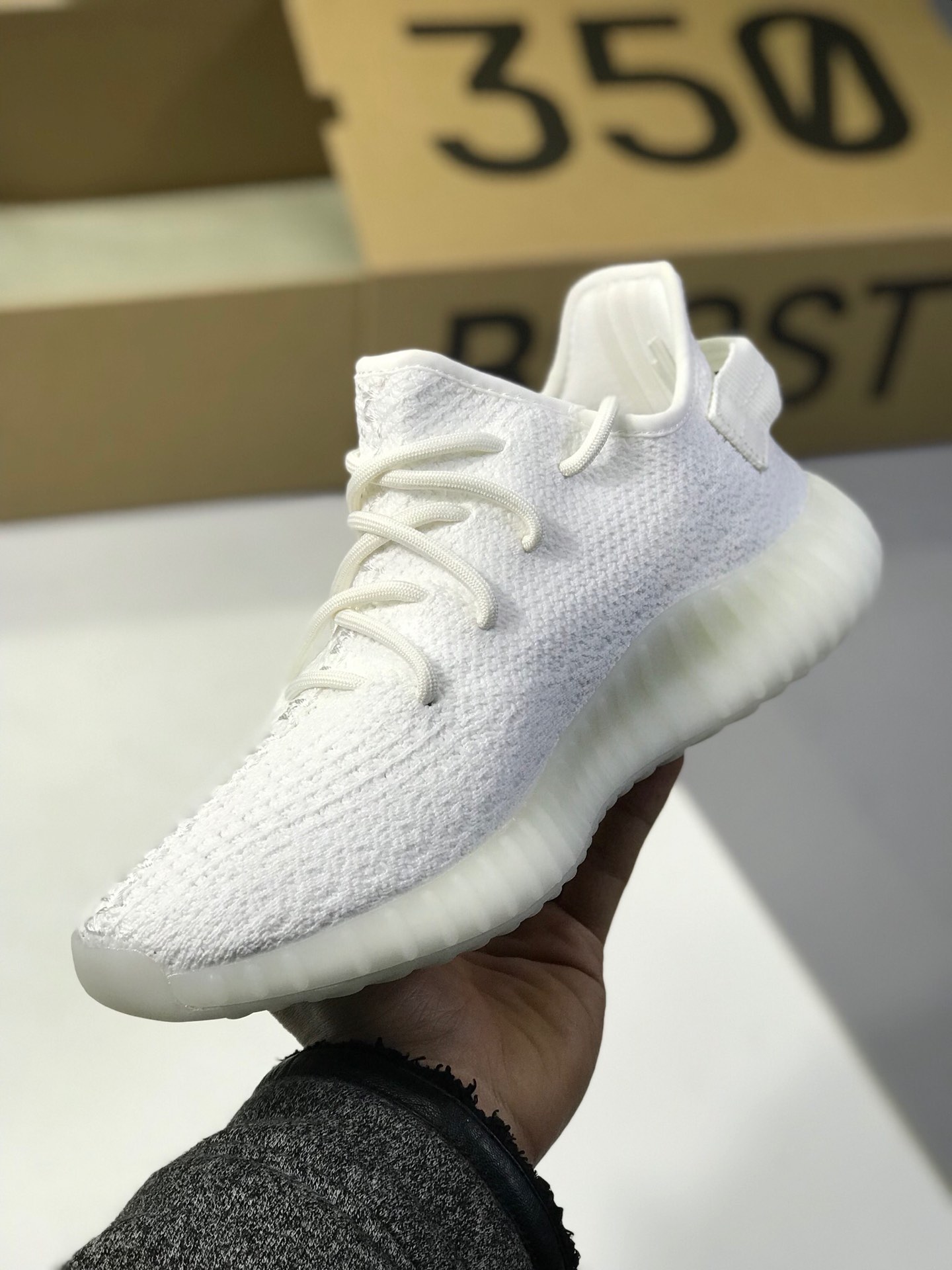 260最佳性价比OG纯原 小几率过验 大几率无法鉴定Adidas YEEZY 350 V2 白斑马官方发售配色 CP9633