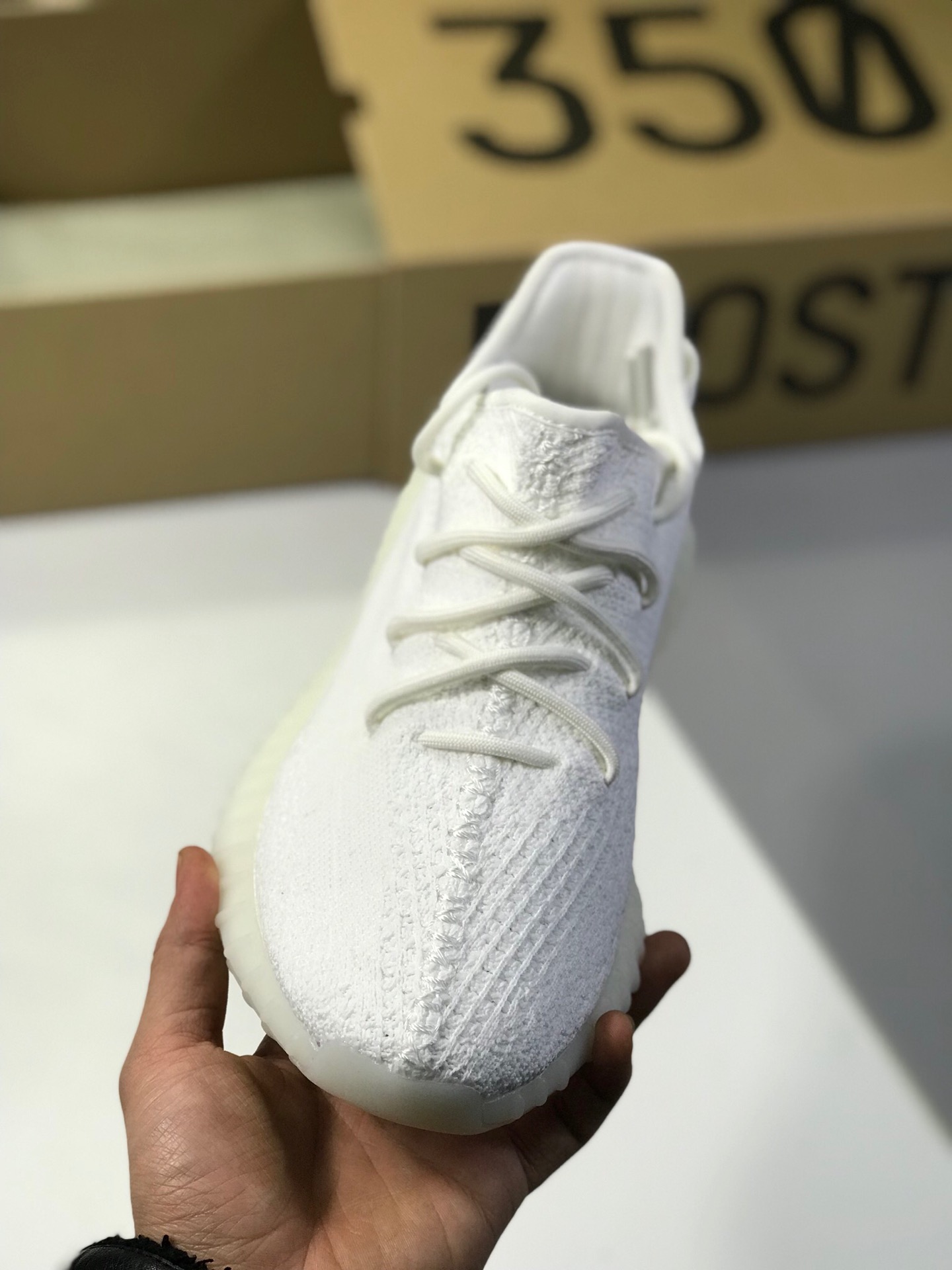 260最佳性价比OG纯原 小几率过验 大几率无法鉴定Adidas YEEZY 350 V2 白斑马官方发售配色 CP9633