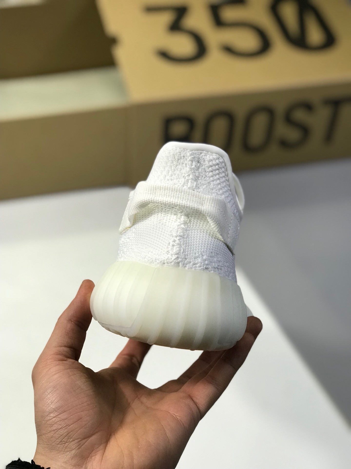 260最佳性价比OG纯原 小几率过验 大几率无法鉴定Adidas YEEZY 350 V2 白斑马官方发售配色 CP9633