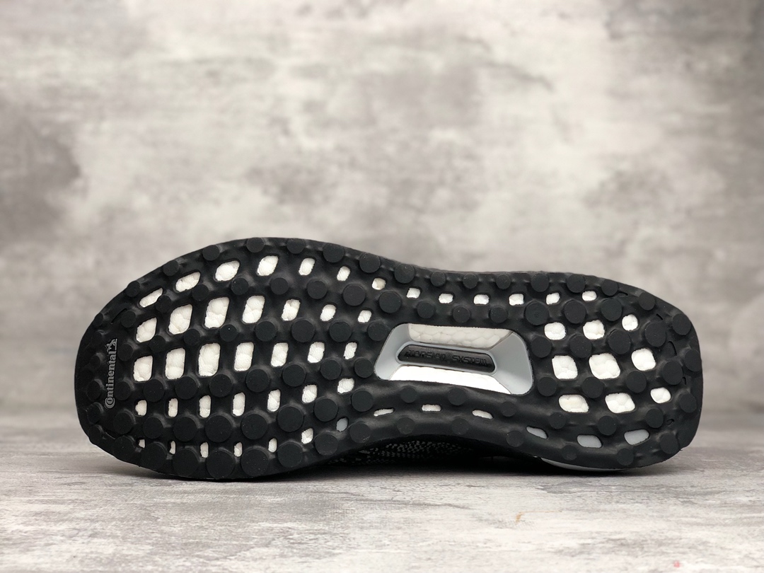 UB米花袜子鞋 Adidas Ultra Boost Uncaged LTD Triple Black BB4679尺码：40 40.5 41 42 42.5 43 44 44.5 45 46