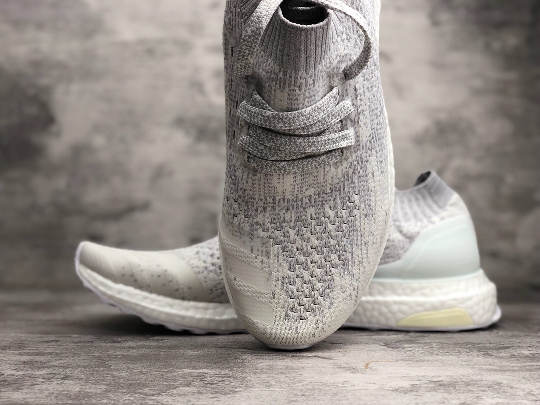 UB米花袜子鞋 Adidas Ultra Boost Uncaged LTD Triple Black BY2549 尺码：40 40.5 41 42 42.5 43 44 44.5 45 46