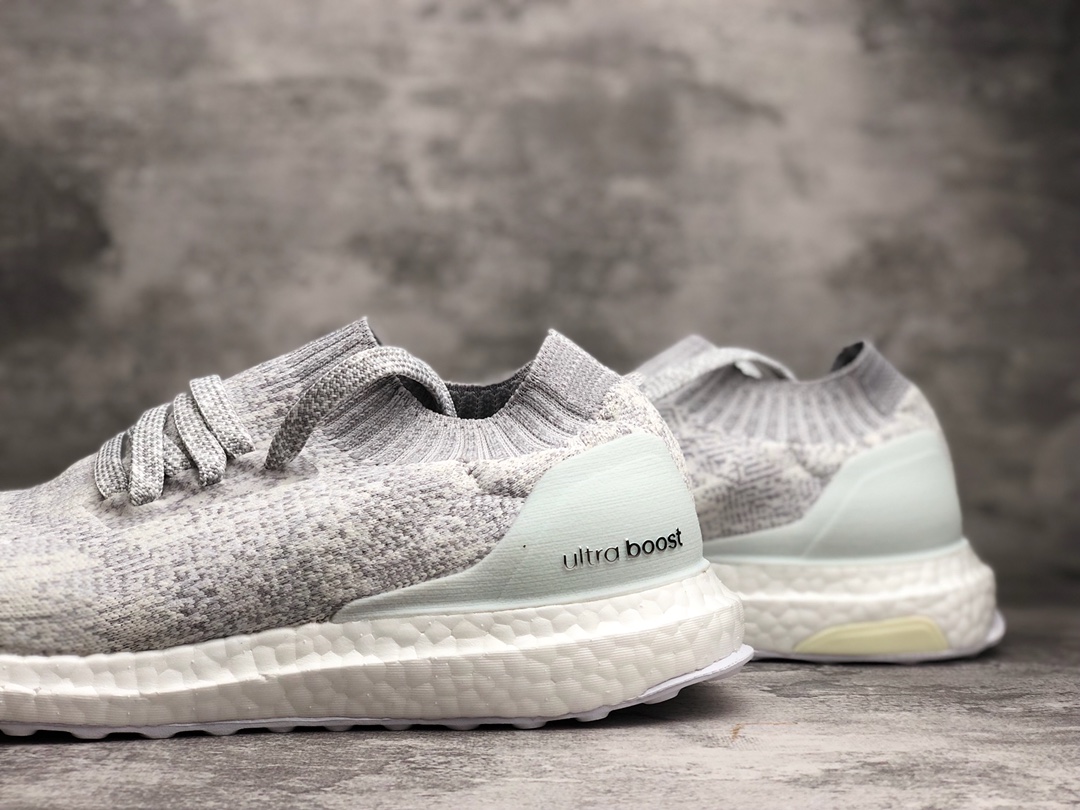 UB米花袜子鞋 Adidas Ultra Boost Uncaged LTD Triple Black BY2549 尺码：40 40.5 41 42 42.5 43 44 44.5 45 46