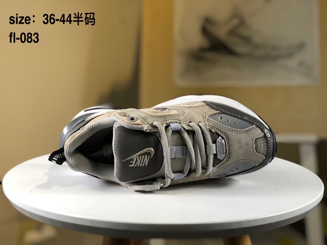 Nike/耐吉M2K Tekno香蕉黄亮彩扎染复古休闲老爹鞋 融合了原款的精髓并赋予了它“粗重厚实”的外观一种现代感，轮廓造型格外的复古，同时也有极高的辨识度。官方货号#AO3108-009 PCSIZE:36 36.5 37.5 38 38.5 39 40 40.5 41 42 42.5 43 44 45