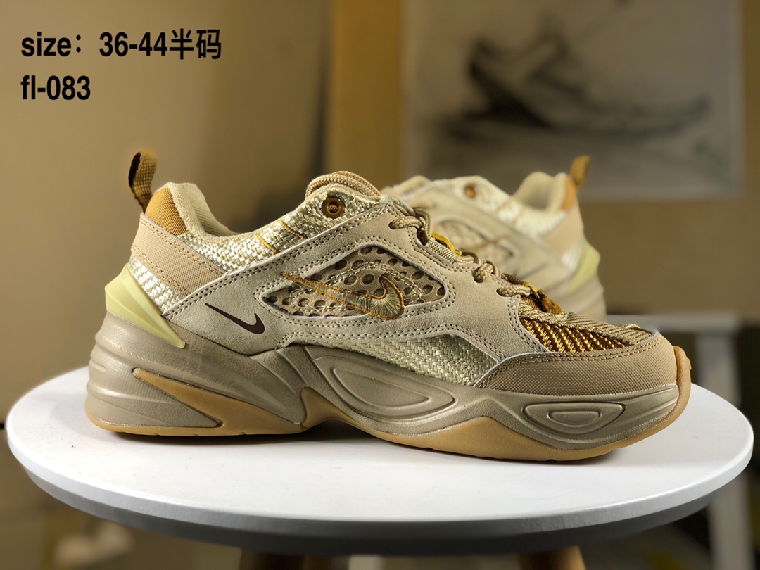 Nike/耐吉M2K Tekno香蕉黄亮彩扎染复古休闲老爹鞋  融合了原款的精髓并赋予了它“粗重厚实”的外观一种现代感，轮廓造型格外的复古，同时也有极高的辨识度。官方货号#AO3108-009 PCSIZE:36 36.5 37.5 38 38.5 39 40 40.5 41 42 42.5 43 44 45