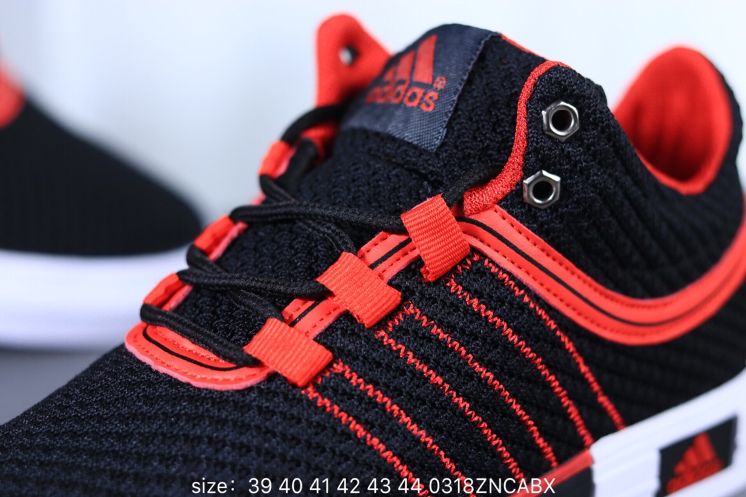 Adidas Extaball M 春季新款 网面透气男子板鞋！码数 39 40 41 42 43 44