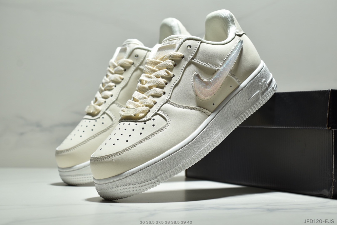 W Air Force 1 07 Se Prm  果冻渐变钩闪亮复古休闲空军板鞋 ！SIZE:36 36.5 37.5 38 38.5 39 40ID:JFD120-EJS