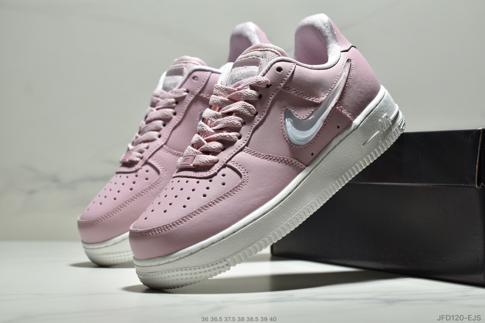 W Air Force 1 07 Se Prm  果冻渐变钩闪亮复古休闲空军板鞋 ！SIZE:36 36.5 37.5 38 38.5 39 40ID:JFD120-EJS