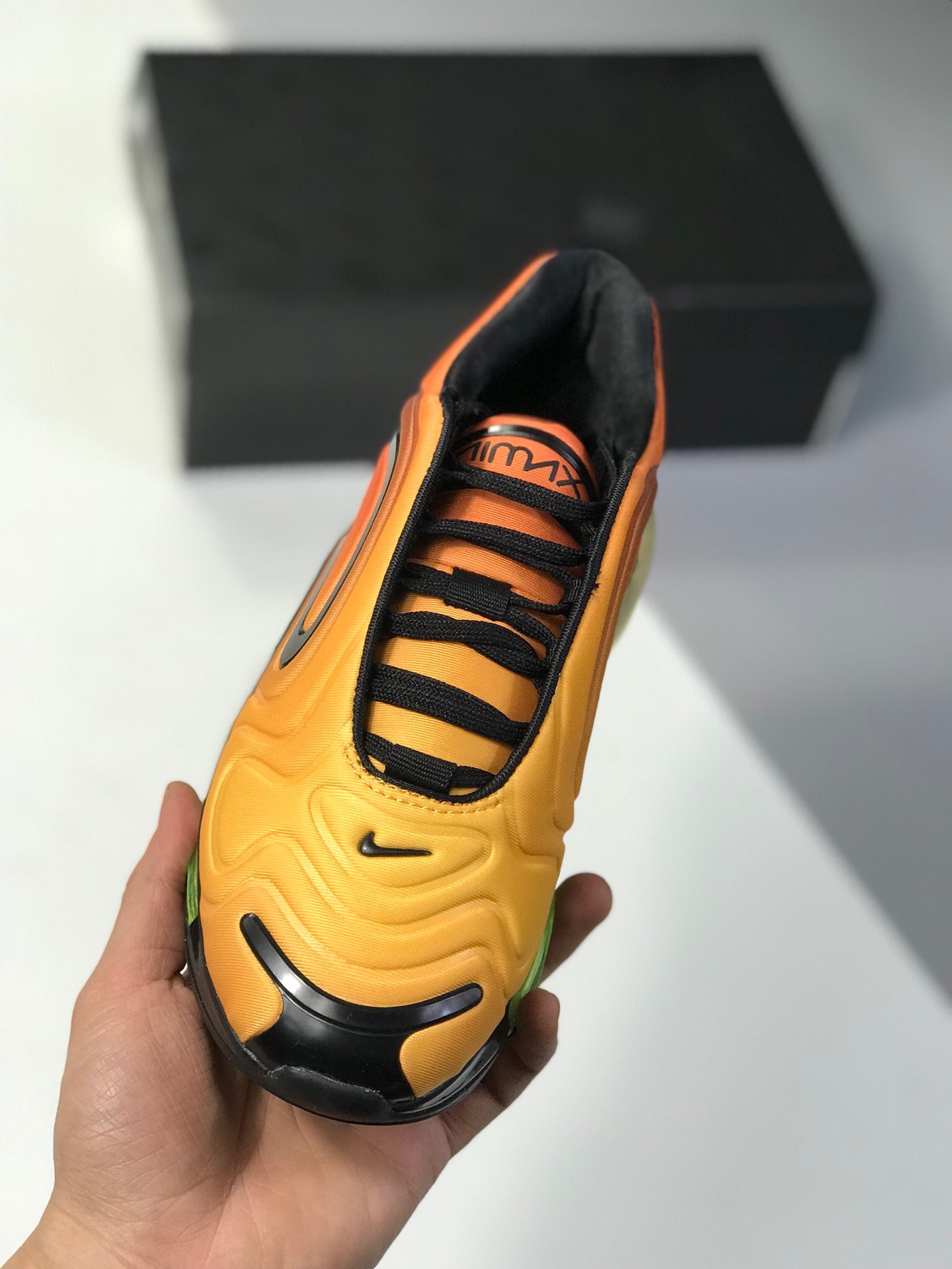 180目前最顶级720 司级小潘底 耐克 Nike Air Max 720 天眼 气垫部分的全新升级 采用全掌一体式设计