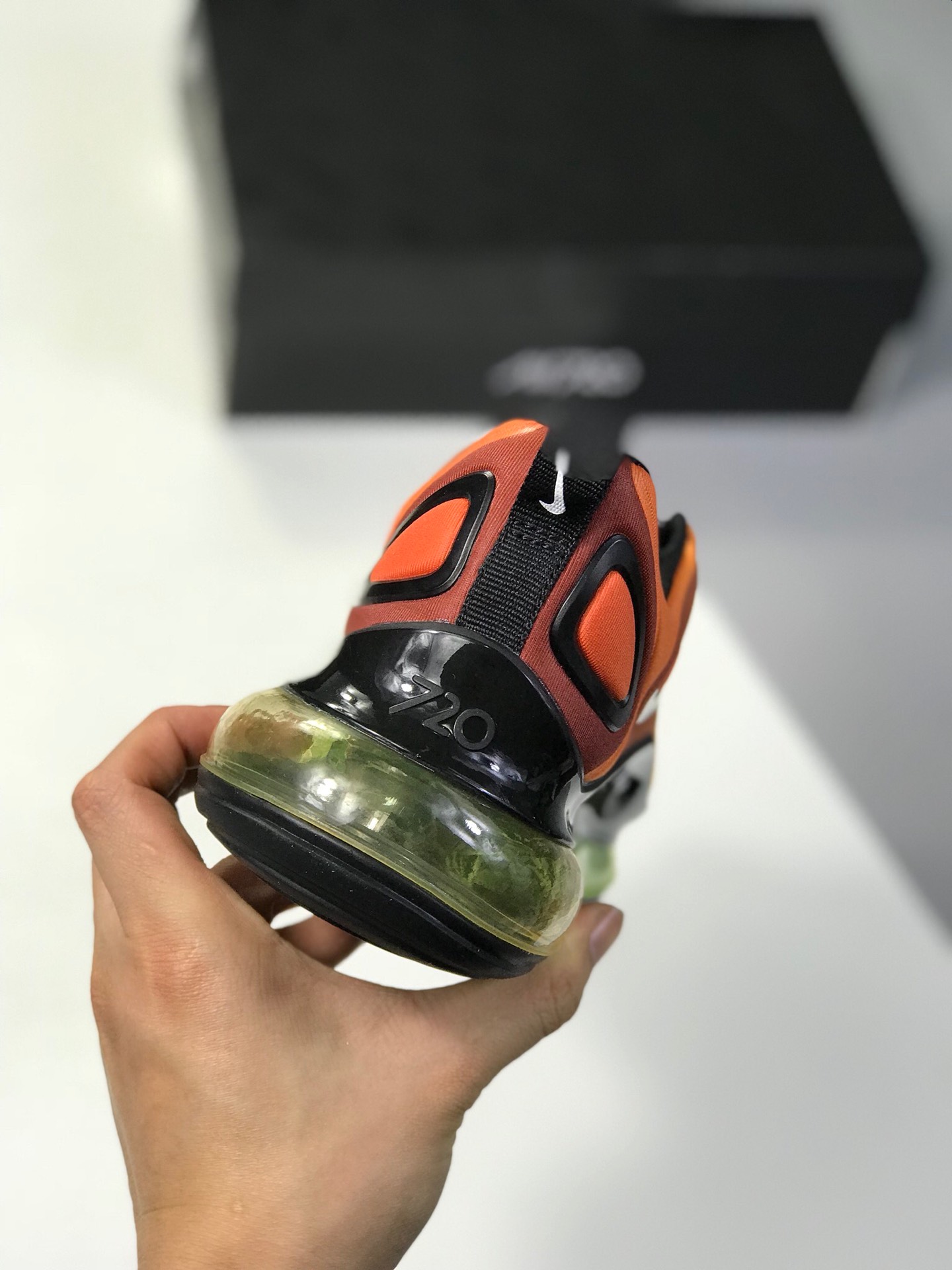 180目前最顶级720 司级小潘底 耐克 Nike Air Max 720 天眼 气垫部分的全新升级 采用全掌一体式设计