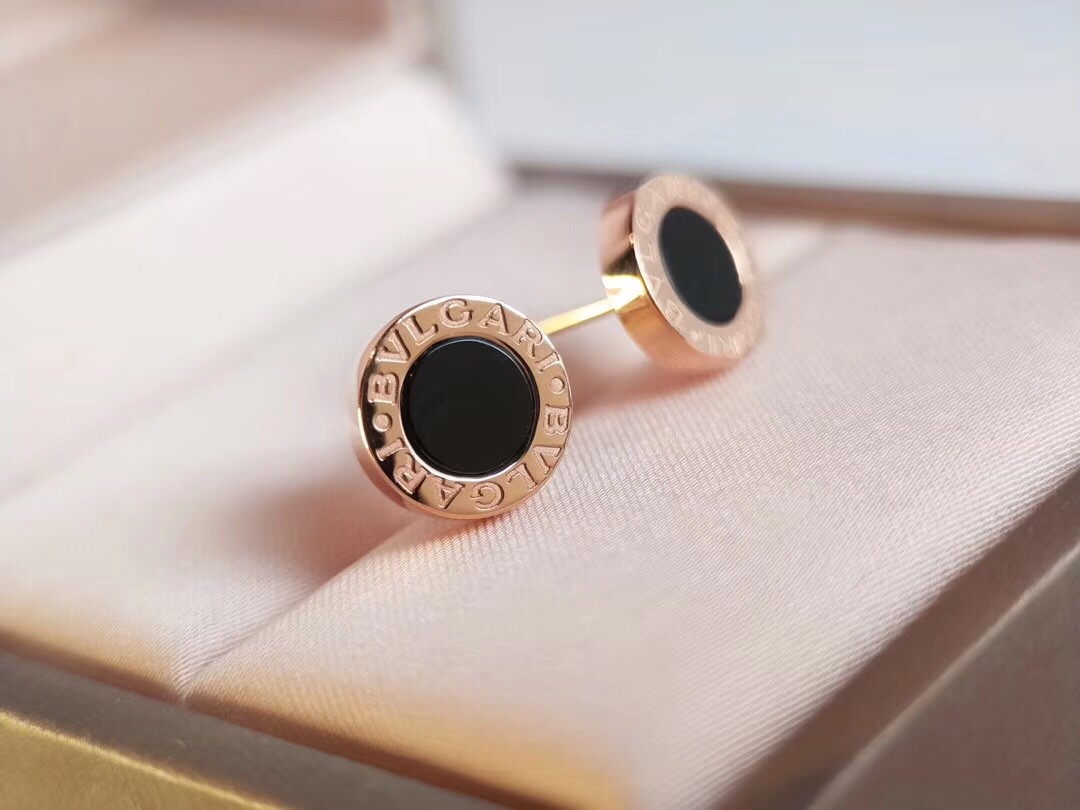 Bvlgari BV黑白天然石宝格丽耳钉 最新版工艺 电镀升级 从品牌的罗马根源文化与 的优雅结合
