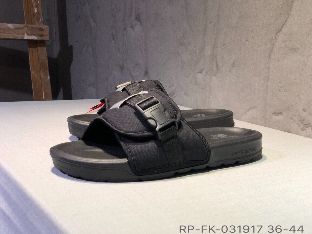 50  new balance 夏季凉拖 舒适软底