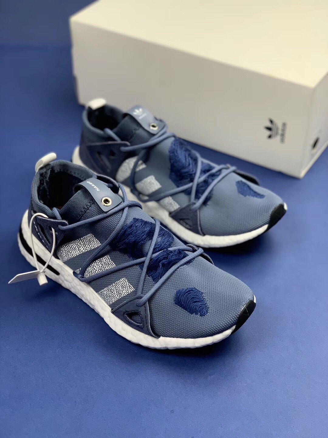 130 真爆 Adidas x Naked Arkyn Boost 鱼鳞爆米花大底