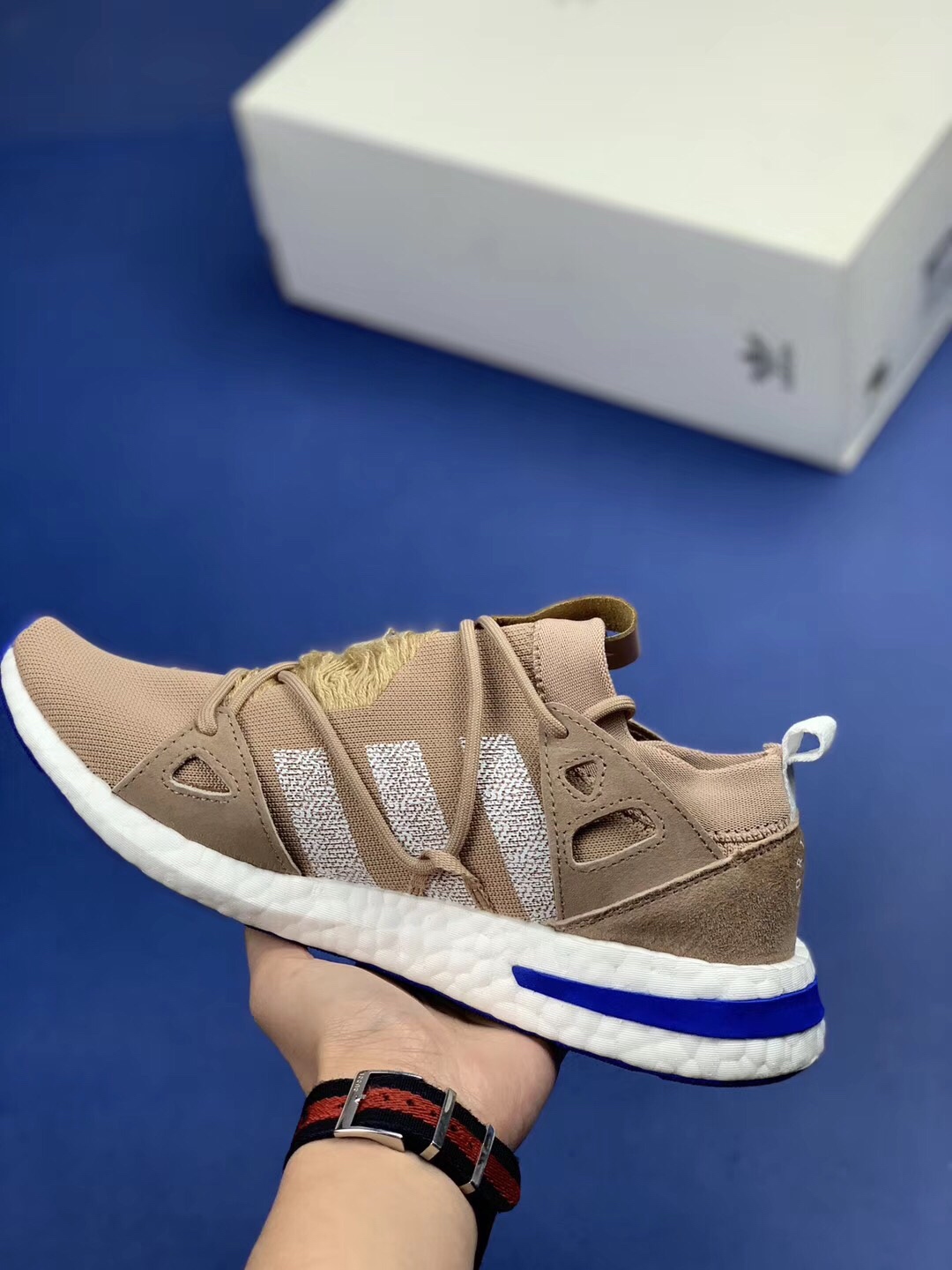 130 真爆 Adidas x Naked Arkyn Boost 鱼鳞爆米花大底