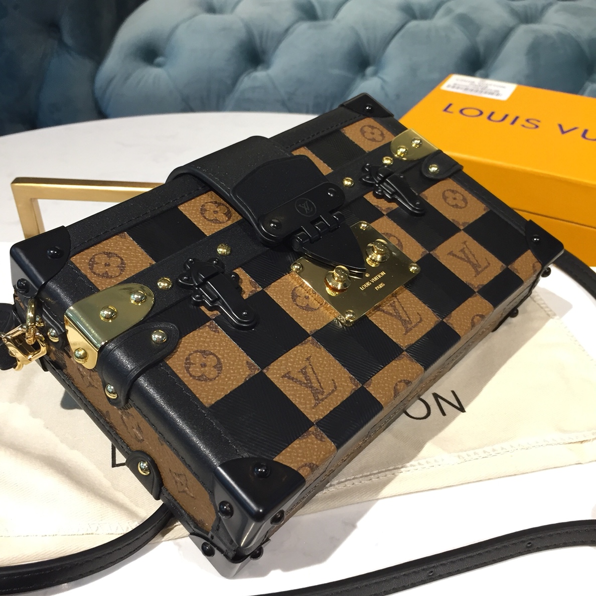 Replica Wholesale
 Louis Vuitton LV Petite Malle AAAA
 Handbags Crossbody & Shoulder Bags Gold Printing Steel Buckle Monogram Canvas Calfskin Cowhide Sheepskin M53253