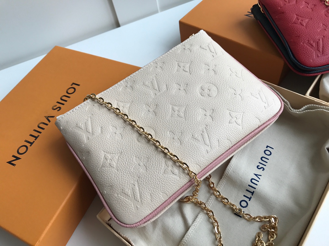 NO:395548,【Exclusive real photo M63919】Pochette Double Zip handbag is cleverly designed, two zipper bags can store valuables such as mobile phones, and the middle space directly stores your own items, making it a convenient choice for busy life. Two-color Monogram Empreinte embossed leather feels soft to the touch, shoulder or hand hold, 20.0 x 12.5 x 3.0 2019.,LV [original leather],louis vuitton19860909【独家实拍M63919】Pochette Double Zip 手袋设计灵巧,两个拉链袋可存放手机等贵重物品,中部空间直接收纳随身之物,是忙碌生活的便捷之选.双色 Monogram Empreinte 压纹皮革触感柔软,肩背或手拿, 20.0 x 12.5 x 3.0 2019.,LV【原厂皮】,louis vuitton,Bag