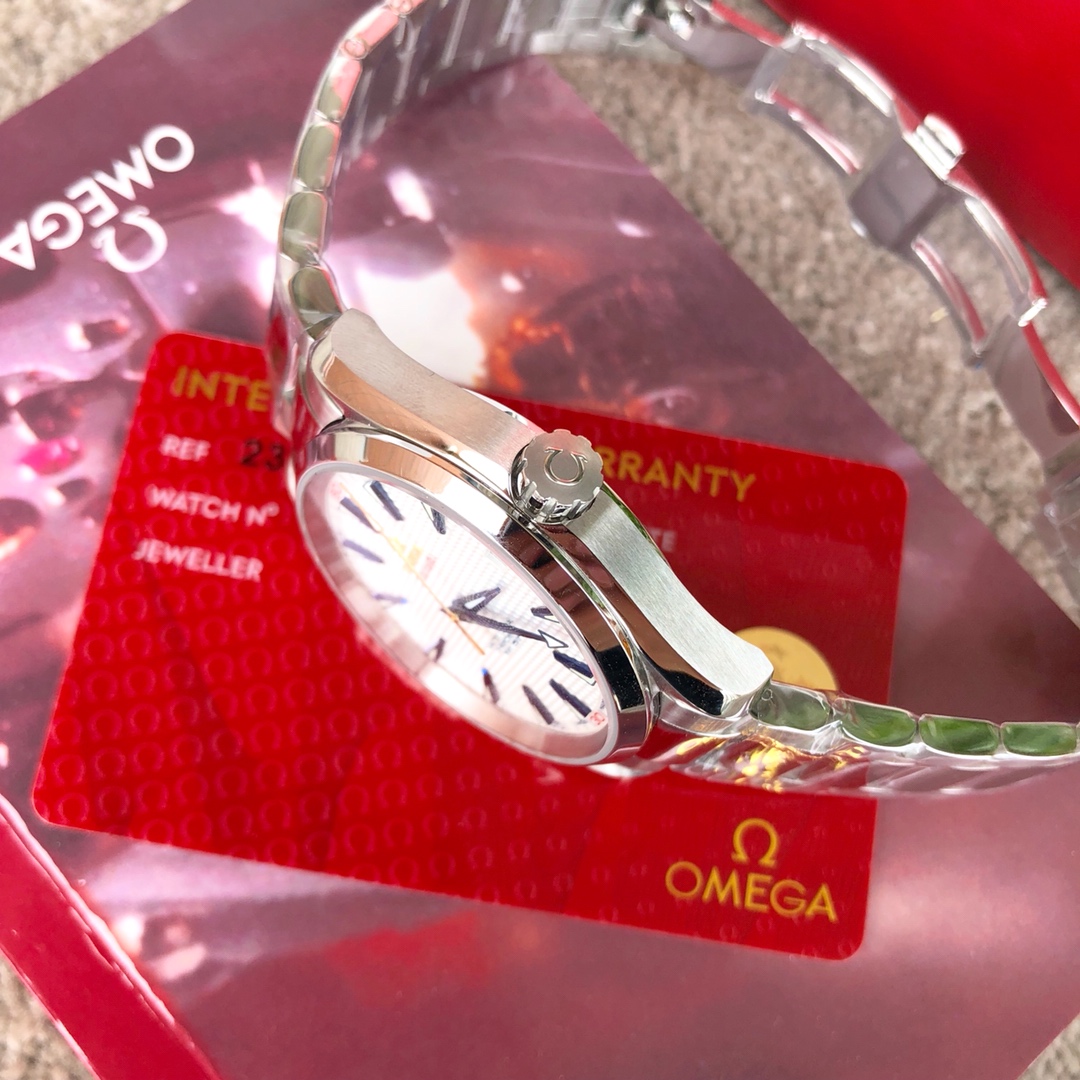 Omega 海马系列 机械手表手表 5