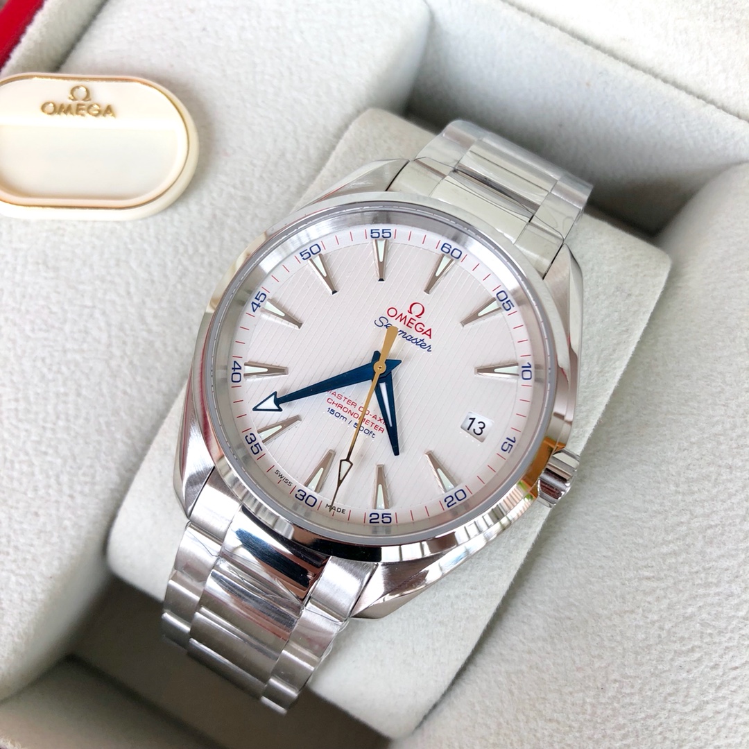 欧米茄海马系列黄金队长手表