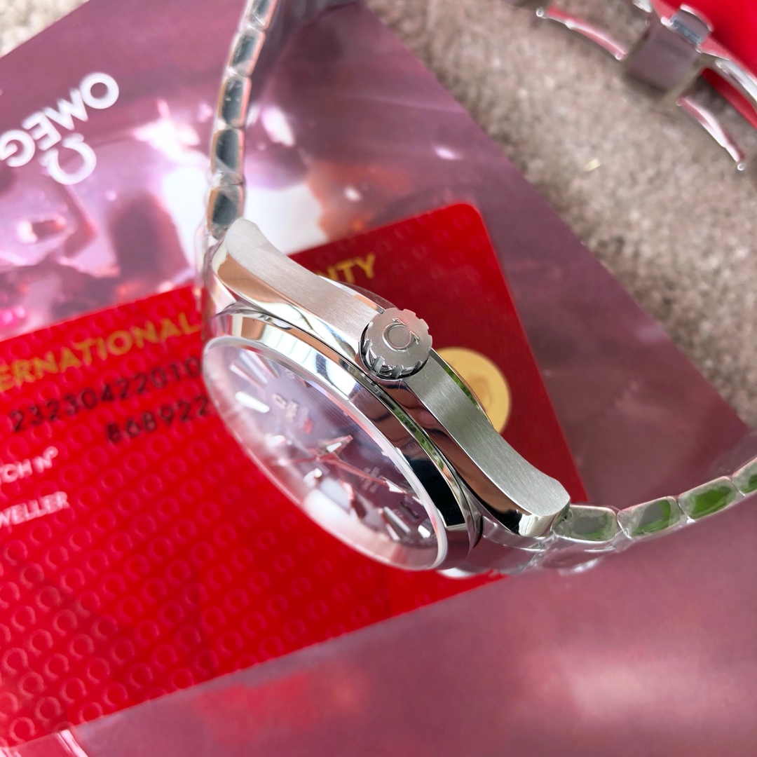 Omega 海马系列 手表手表 6