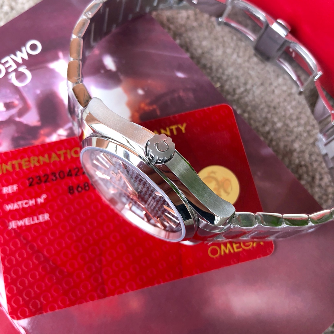 Omega 海马系列 手表手表 6