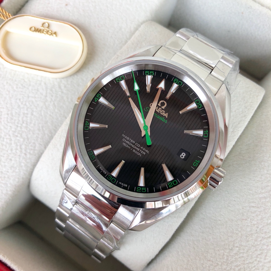 欧米茄海马系列黄金队长手表