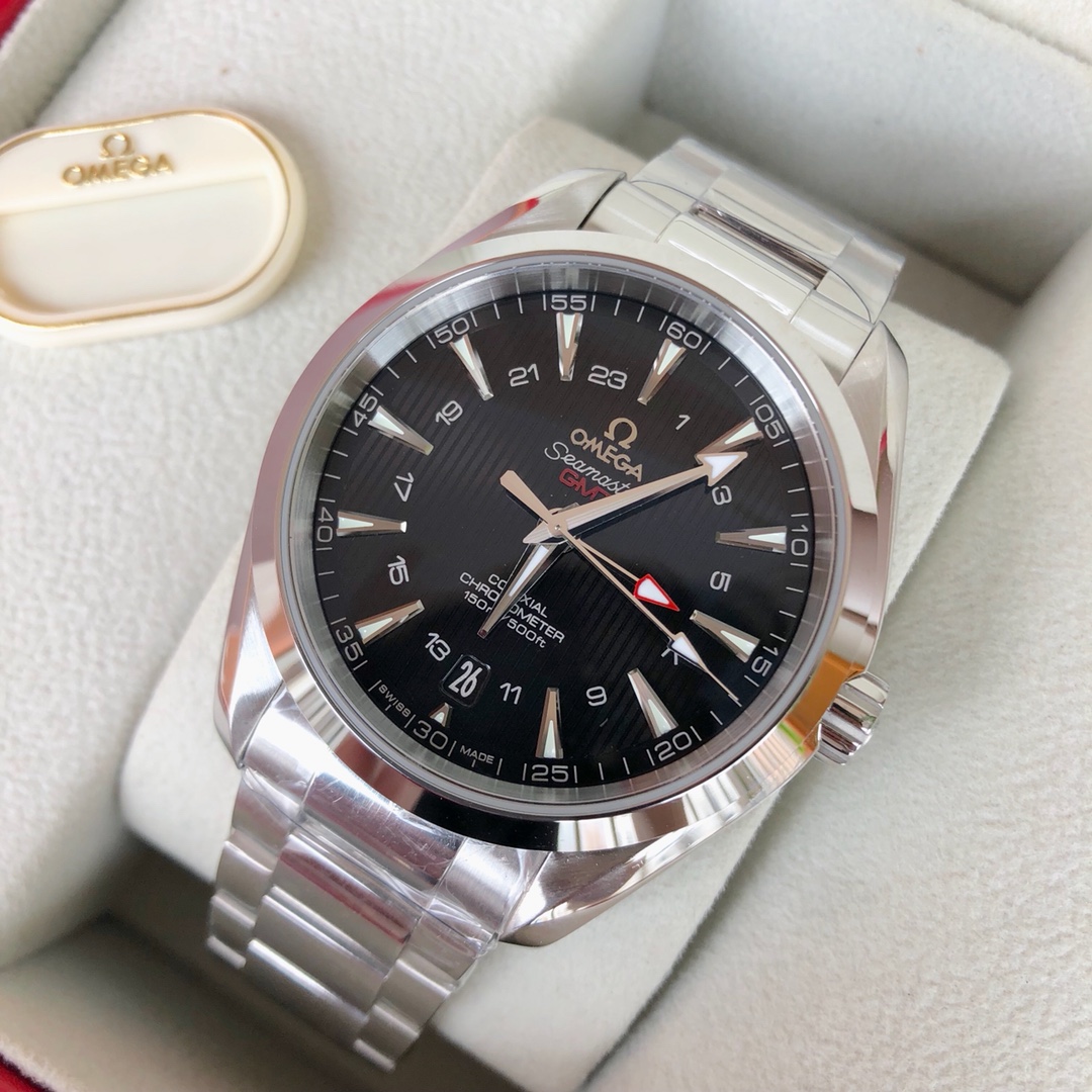 欧米茄海马系列黄金队长手表