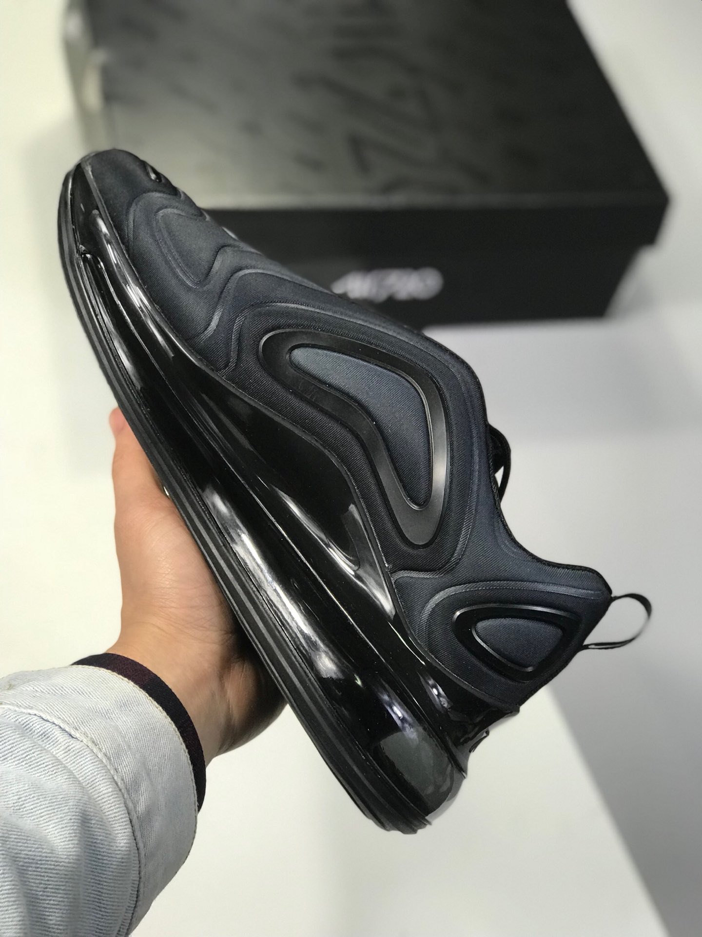 180目前最顶级720 司级小潘底 耐克 Nike Air Max 720 天眼 气垫部分的全新升级 采用全掌一体式设计