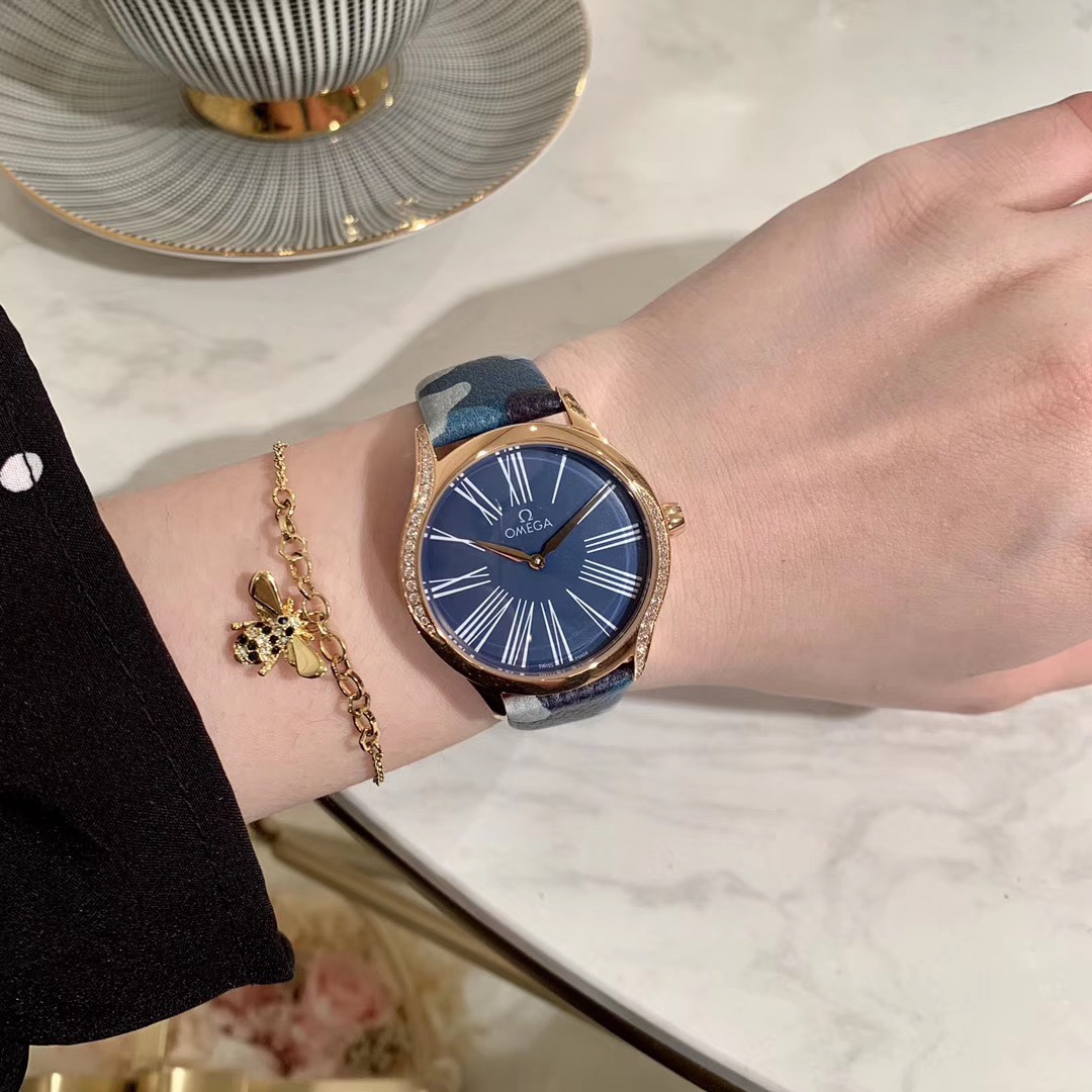 Omega 欧米茄-OMEGA 将华丽与 融合 创造出惊艳巨作 大罗马时代 尺寸36mm 该款腕表备受女性喜爱