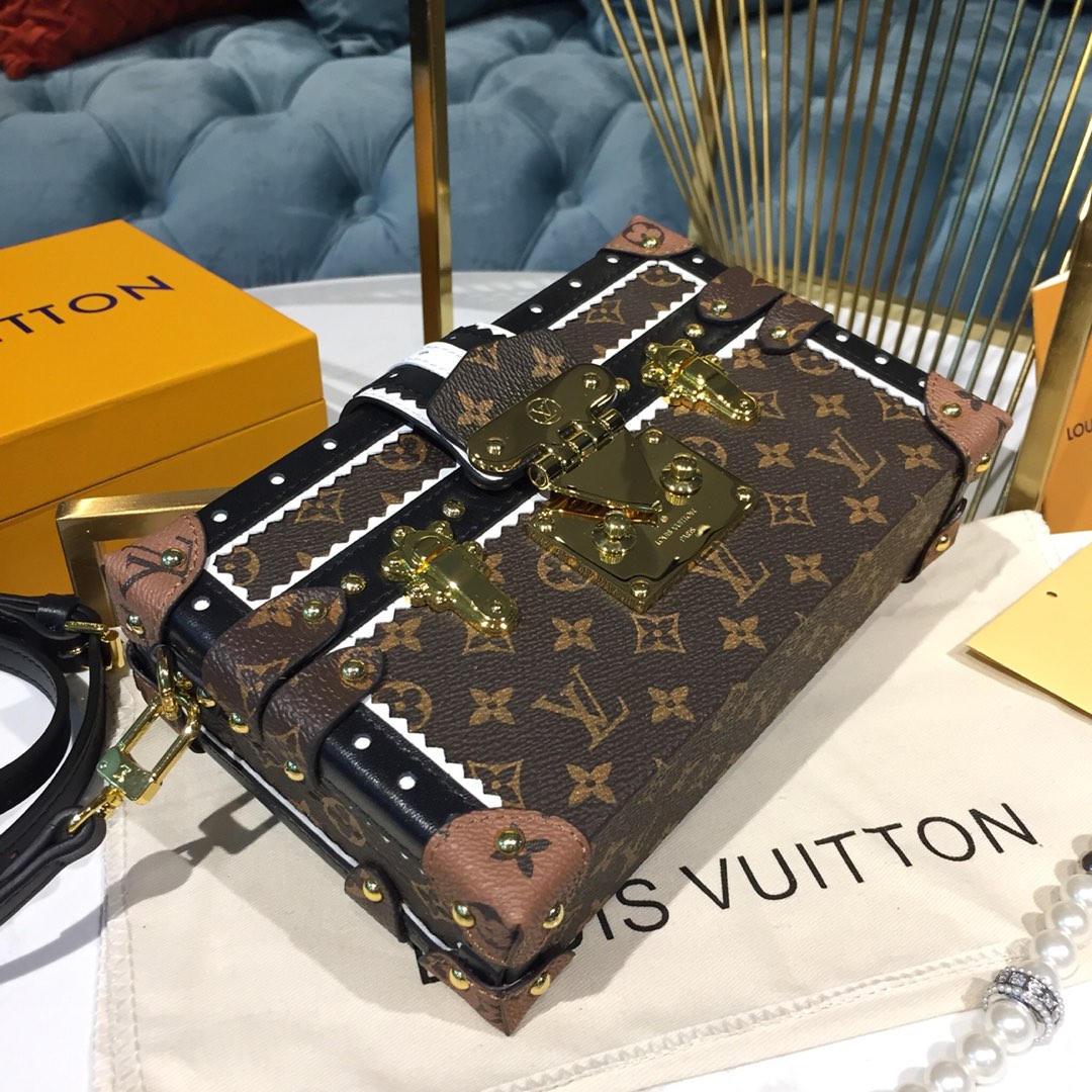 Louis Vuitton LV Petite Malle Handbags Crossbody & Shoulder Bags 2023 AAA Replica uk 1st Copy
 Gold White Monogram Canvas Calfskin Cowhide M44216