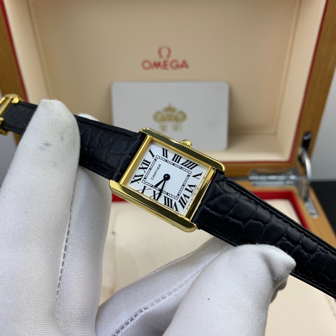 Cartier 皇家 卡地亚坦克女款腕表