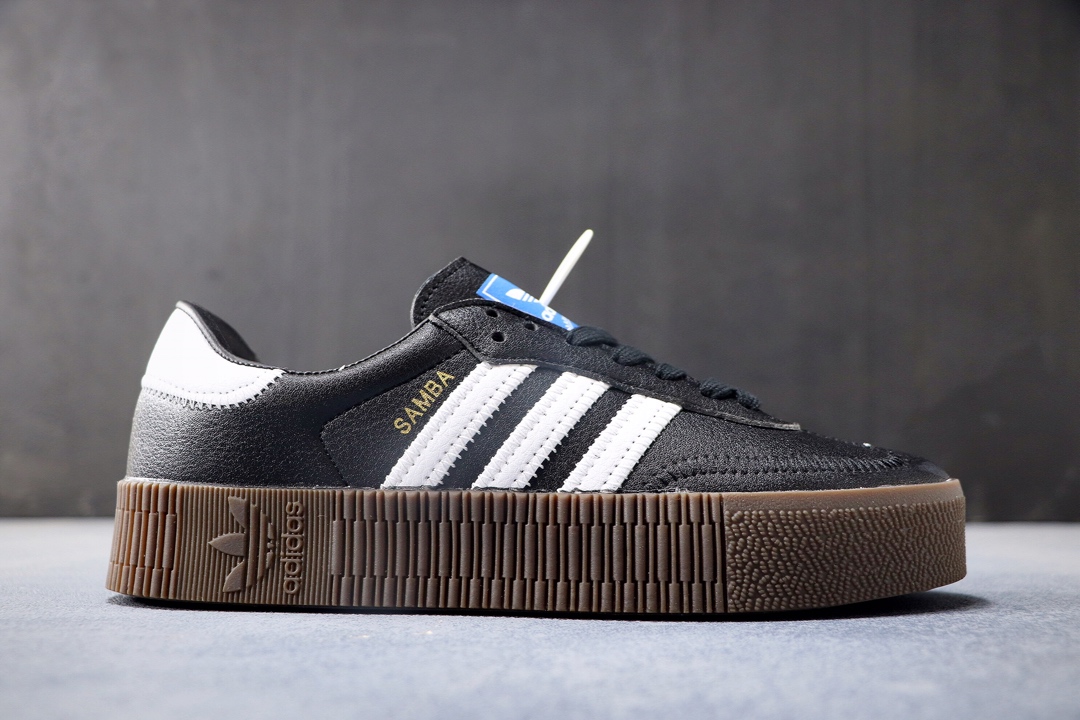 120 公司级 阿迪达斯 Adidas三叶草 Samba Rose W女子低帮厚底板鞋 Adidas Sambarose来自 Samba系列