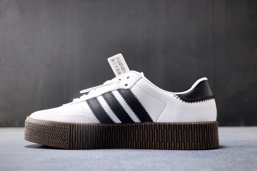 120 公司级 阿迪达斯 Adidas三叶草 Samba Rose W女子低帮厚底板鞋 Adidas Sambarose来自 Samba系列