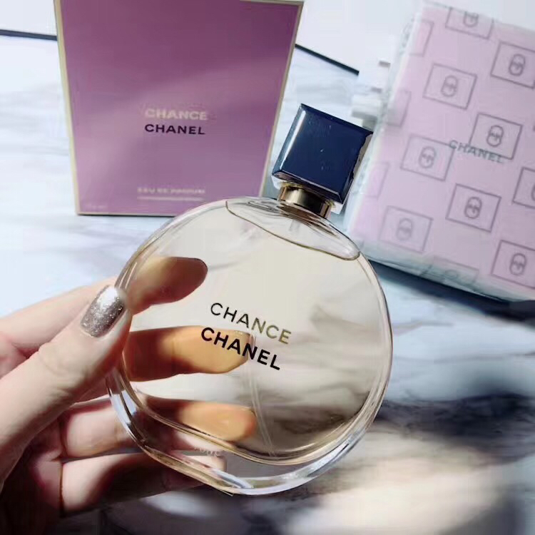Chanel Chance Eau de Parfum 100ml - A Floral Fragrance for Women