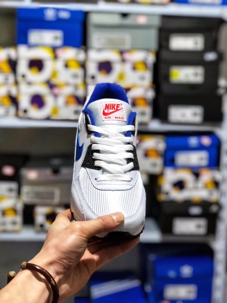 150  支持放店 本地取 <br />公司级真标半码真气垫头层材料 Nike Air Max90 Essential 原盒原标 平台代购指定版本 男鞋透气网面 气垫跑鞋。<br />40 40.5 41 42 42.5 43 44 44.5 45