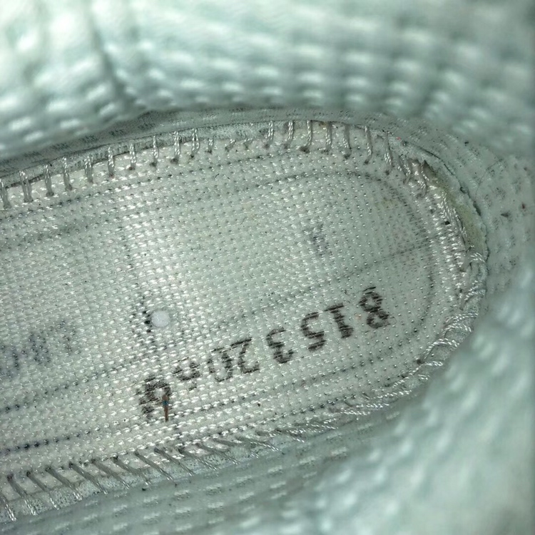 150  支持放店 本地取 <br />公司级真标半码真气垫头层材料 Nike Air Max90 Essential 原盒原标 平台代购指定版本 男鞋透气网面 气垫跑鞋。<br />40 40.5 41 42 42.5 43 44 44.5 45