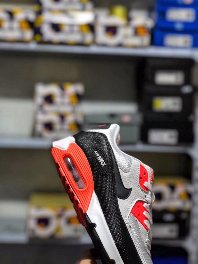 150  支持放店 本地取 <br />公司级真标半码真气垫头层材料 Nike Air Max90 Essential 原盒原标 平台代购指定版本 男鞋透气网面 气垫跑鞋。<br />40 40.5 41 42 42.5 43 44 44.5 45