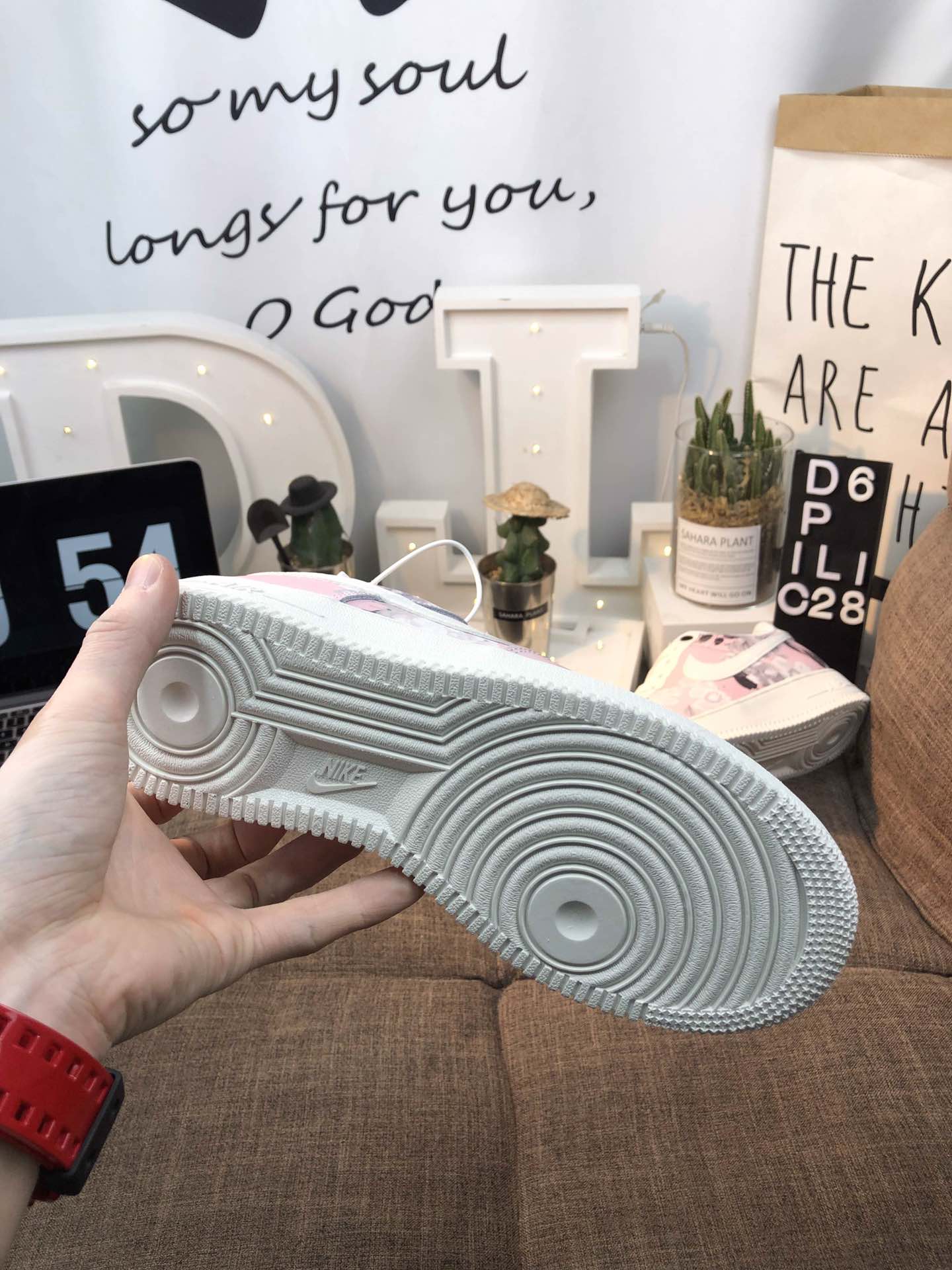 120  公司级 Nike Air Force 1 AF1 白灰花卉女子低帮空军一号板鞋 36 36.5 37.5 38 38.5 39 40