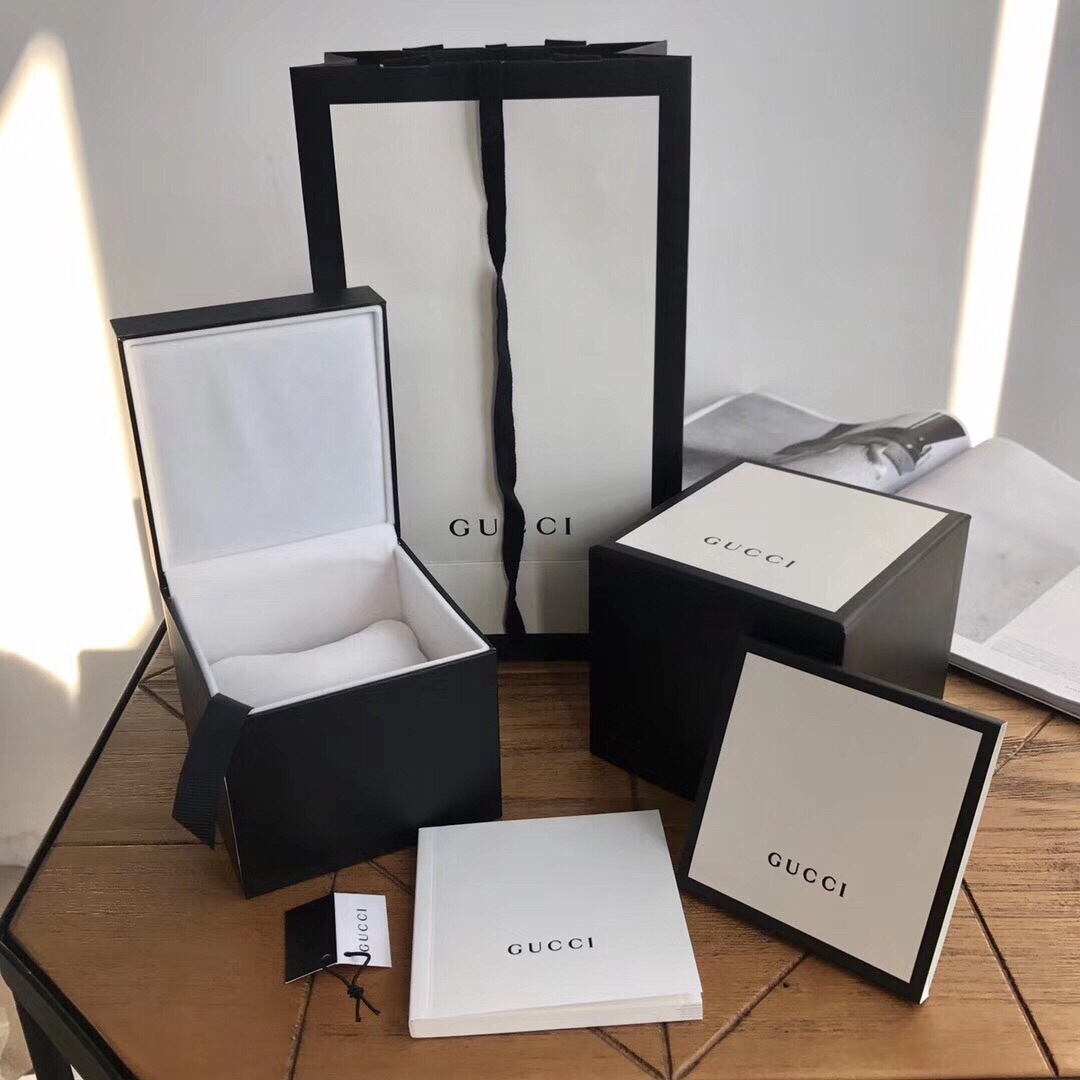 Gucci SYNC情侣款透明款石英表