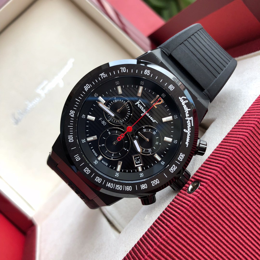 菲拉格慕F80旗舰系列石英计时码表，两色男款 男表！表径43mm