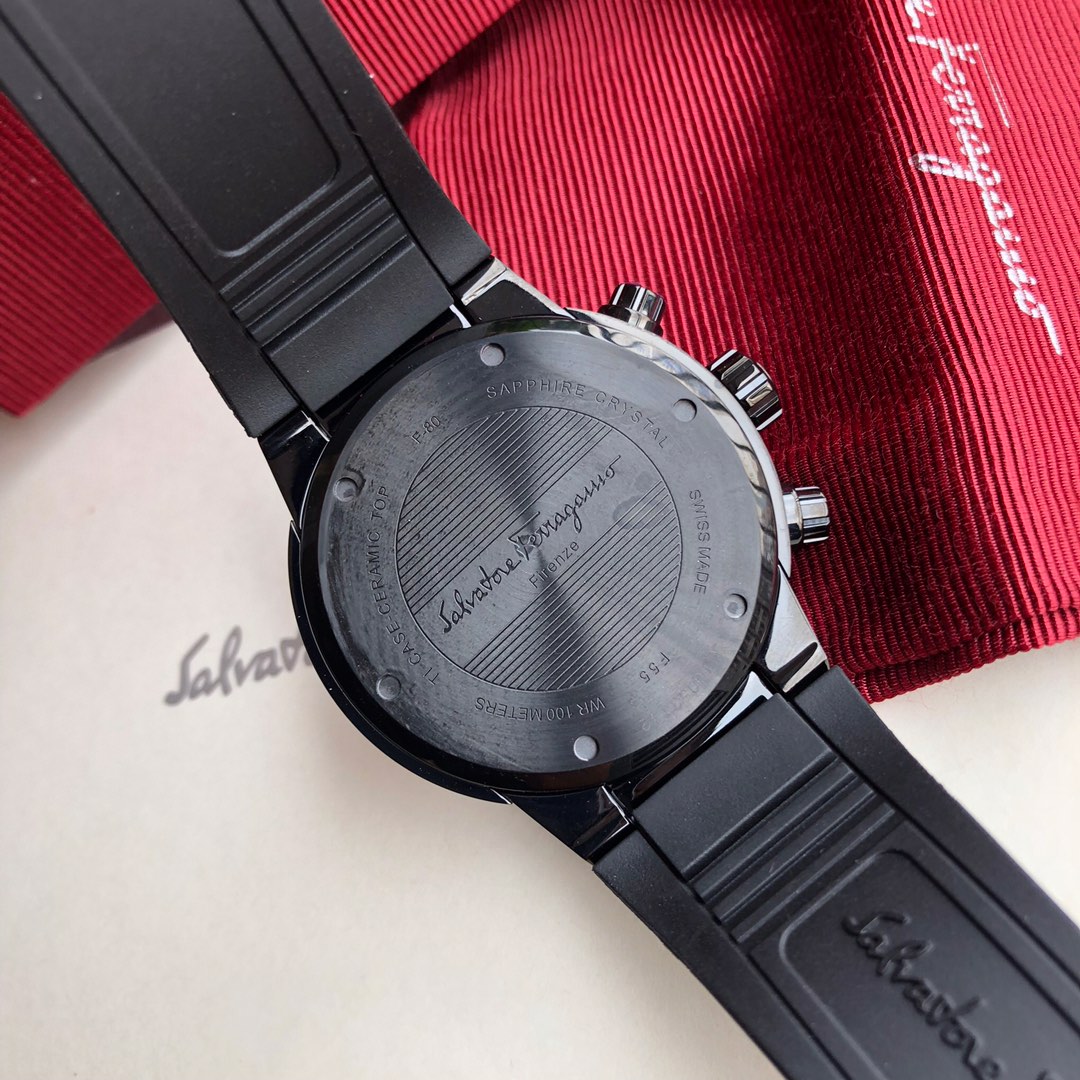 菲拉格慕F80旗舰系列石英计时码表，两色男款 男表！表径43mm