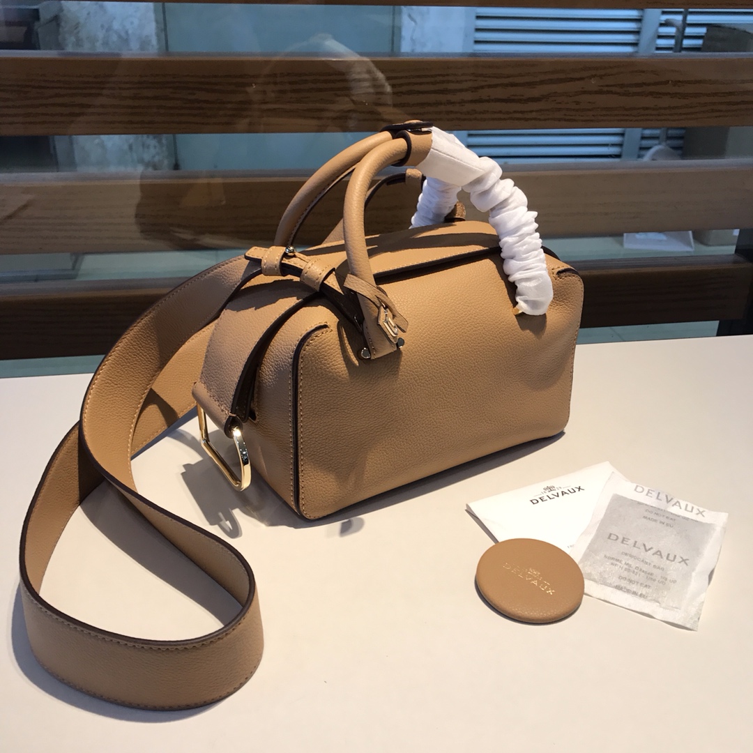 [Delvaux Women