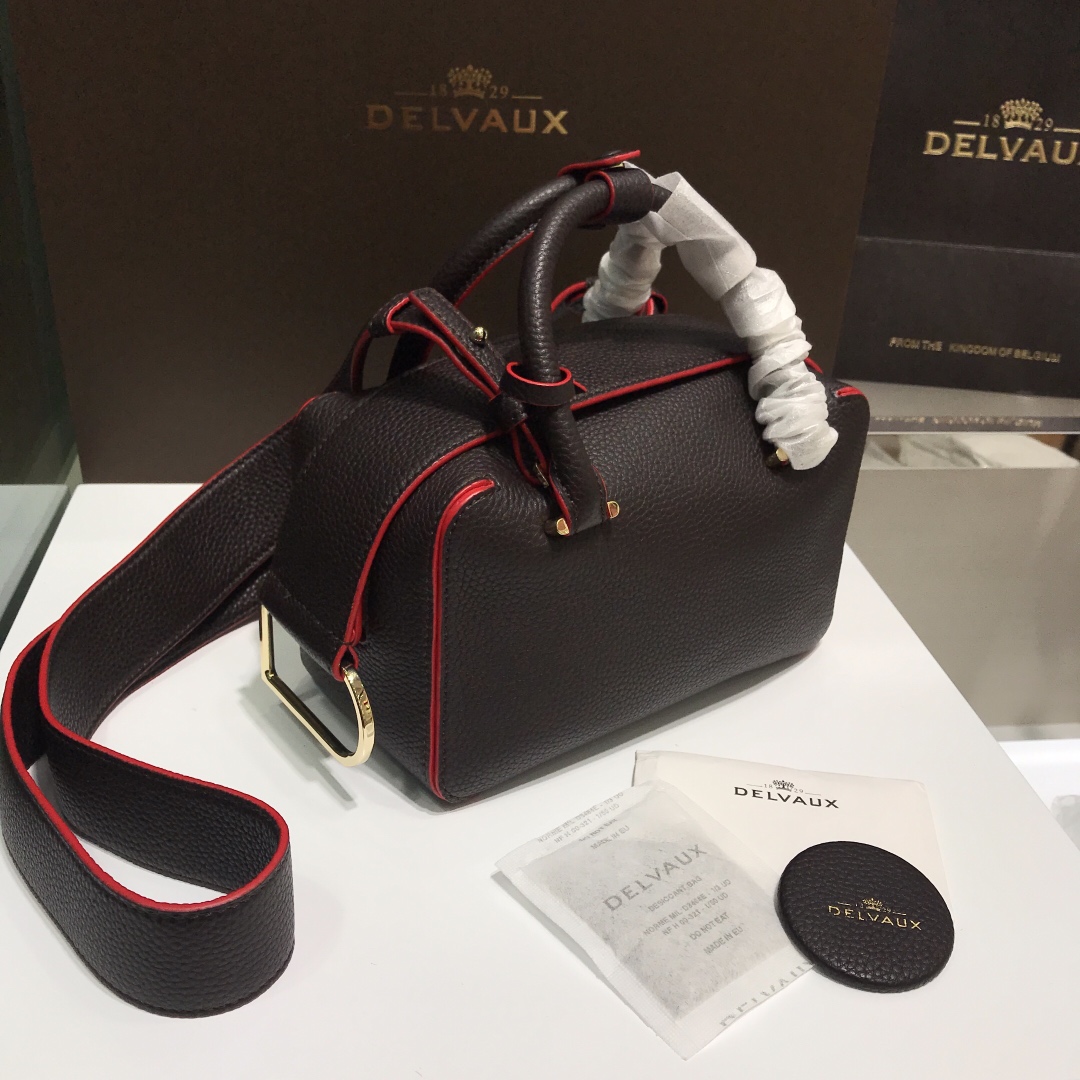 [Delvaux Women