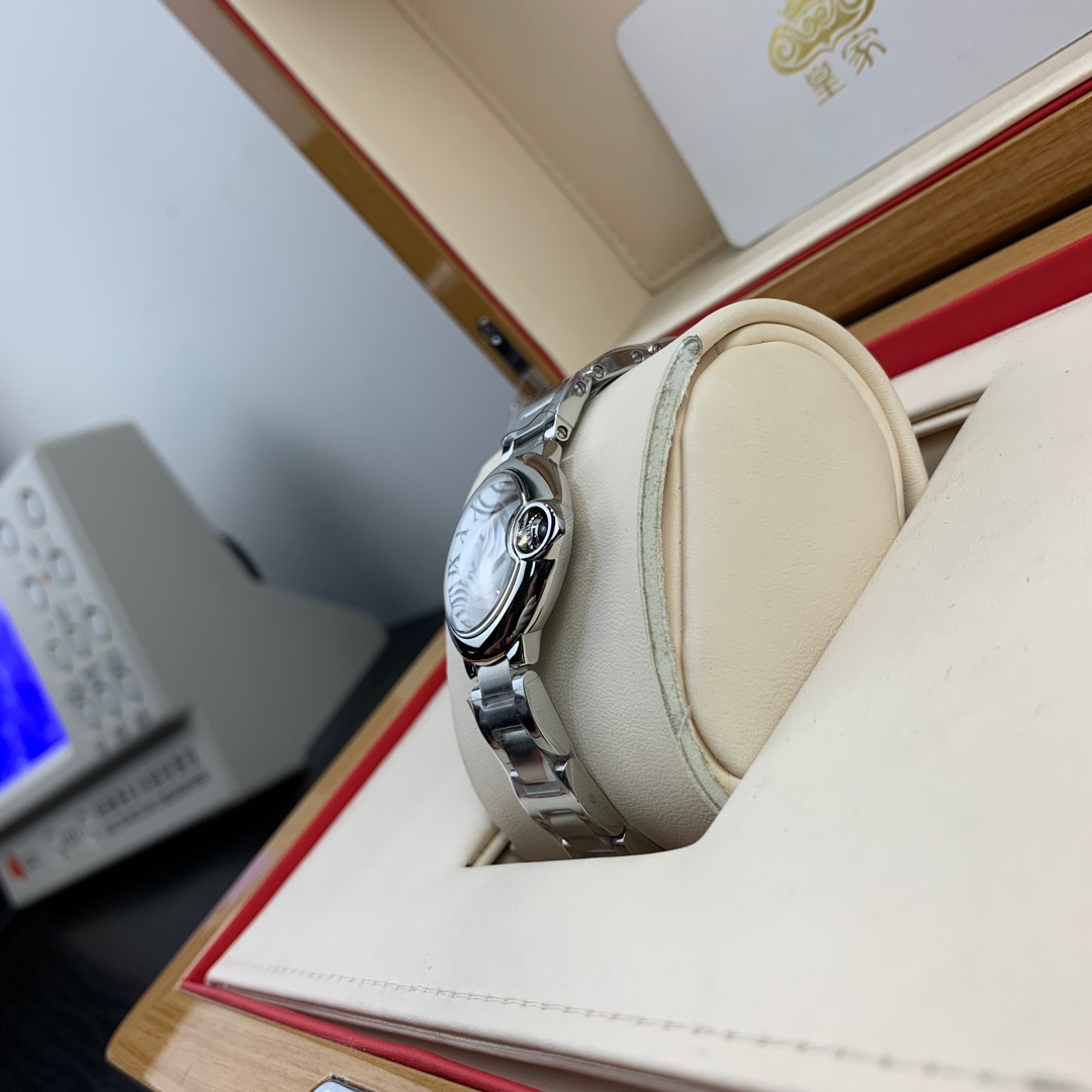 Cartier 皇家 卡地亚蓝气球系列28尺寸女款腕表