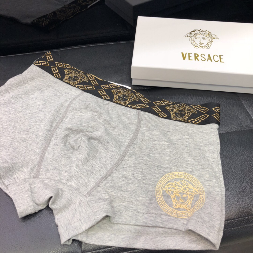 🔥🔥🔥VERSACE （范思哲）专柜同款男士内裤，官网在售。纯棉布面料，柔软舒适亲肤，精准车工剪裁，尺码