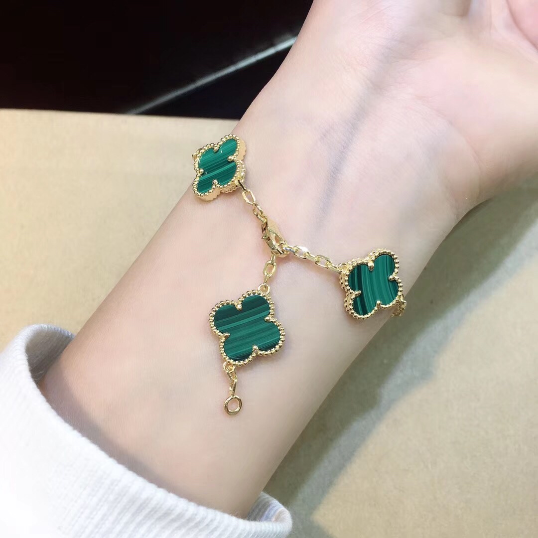 Van Cleef & Arpels 红玉髓/白母贝/黑玛瑙/孔雀石
