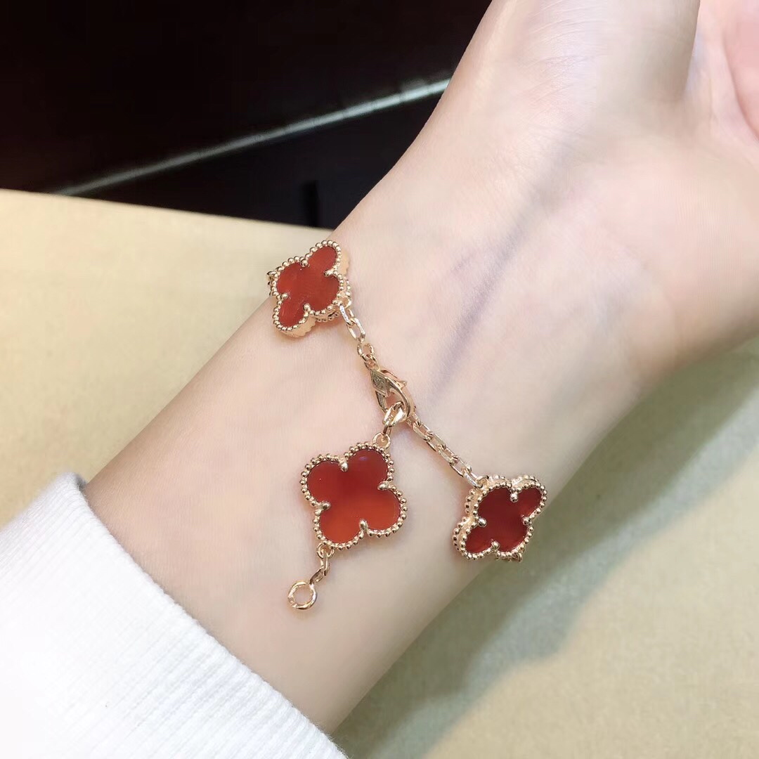 Van Cleef & Arpels 红玉髓/白母贝/黑玛瑙/孔雀石