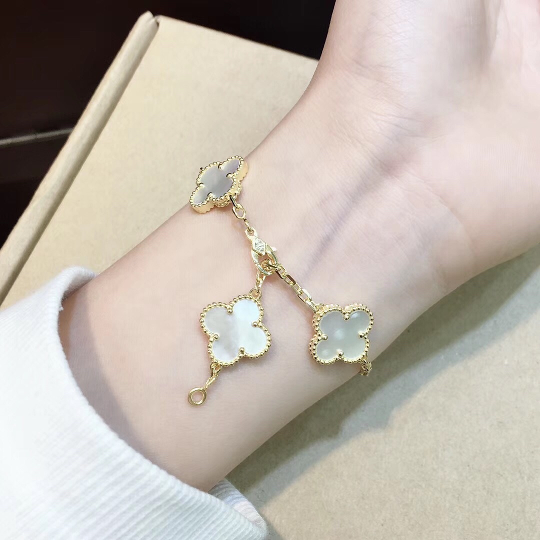 Van Cleef & Arpels 红玉髓/白母贝/黑玛瑙/孔雀石