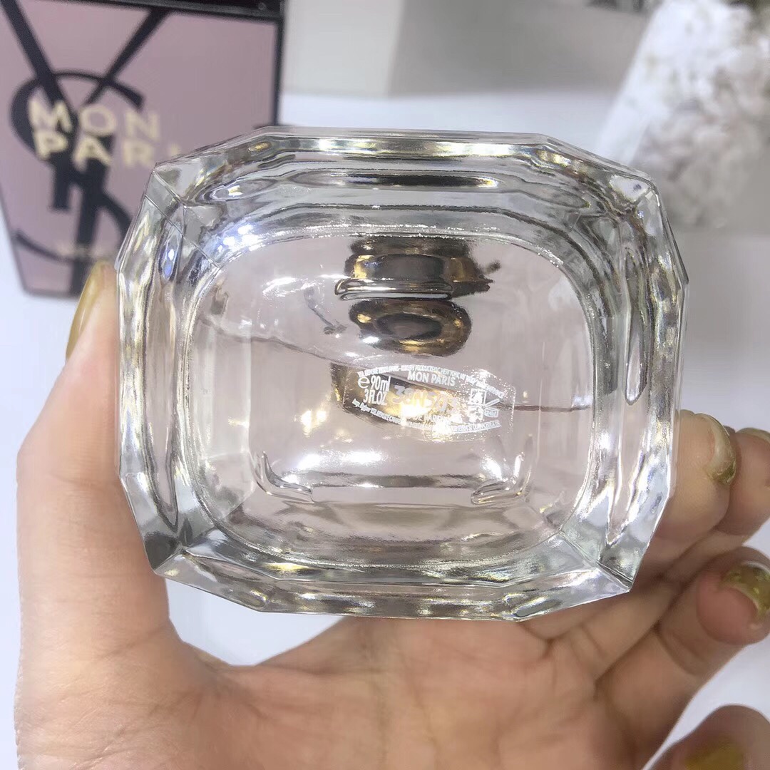 1554049729 3635081266 3