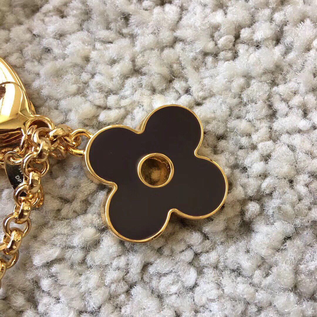 FLEUR DE MONOGRAM Black Keychain gift packaging