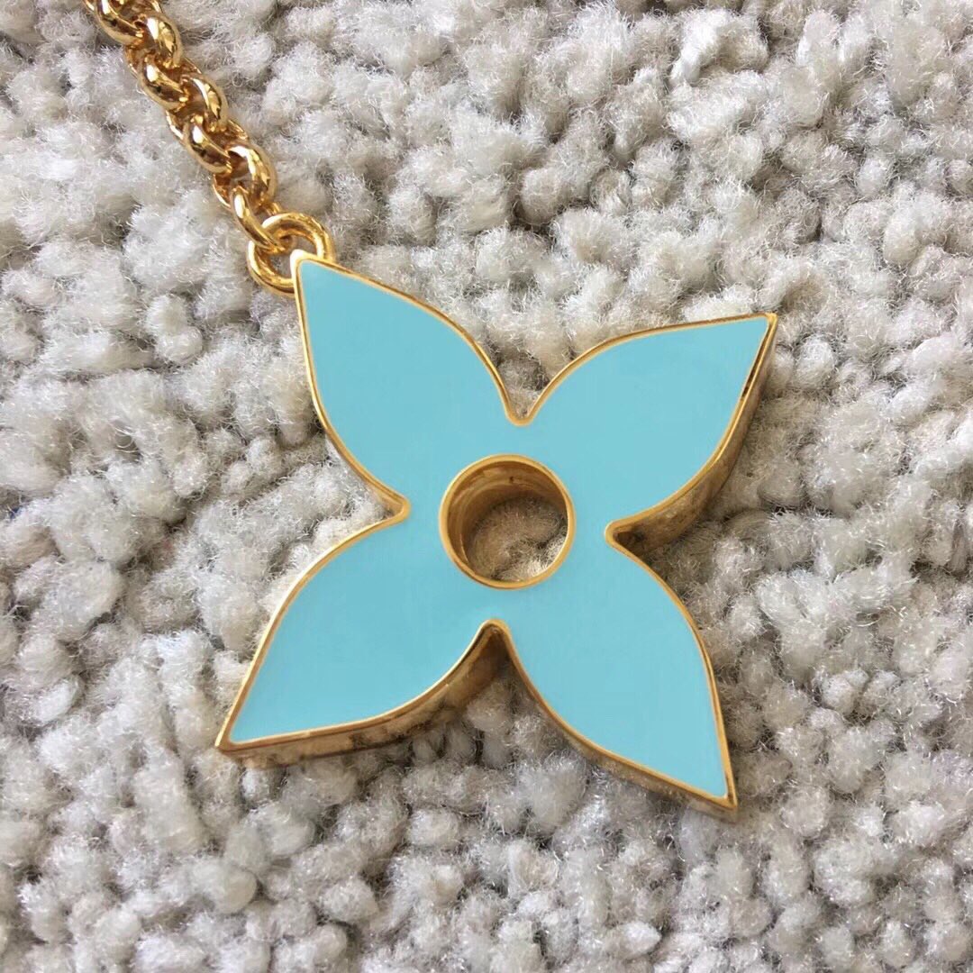 Fleur de Monogram Blue Keychain color detail